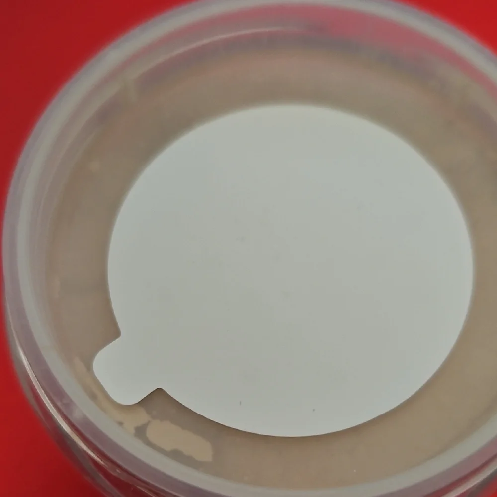 Earth Essentials mineral foundation powder Color -fair